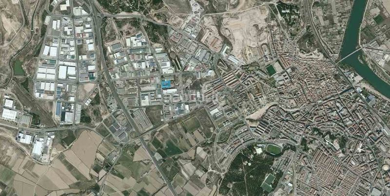 Foto 757aeb73-5e4d-4754-88dd-a742fcfb5cb1. Nau industrial a Parque del Queiles Tudela