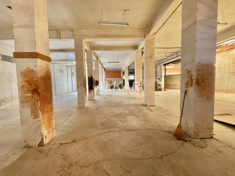 Foto 63303a69-b1f4-4a9b-bcfe-3ff22374bd07. Local comercial a Griseras - Gardachales Tudela