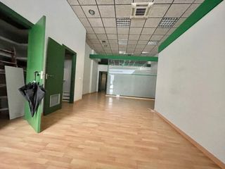 Lloguer Local Comercial a Parque del Queiles. Local comercial en el centro de tudela