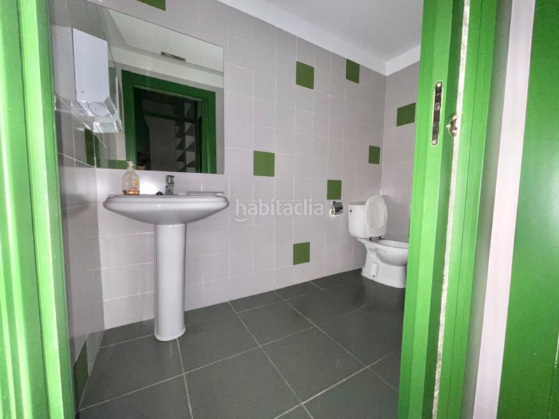 Foto 93fc2c4d-ec5c-418a-bbc2-f955507d0291. Location local commercial dans Parque del Queiles Tudela
