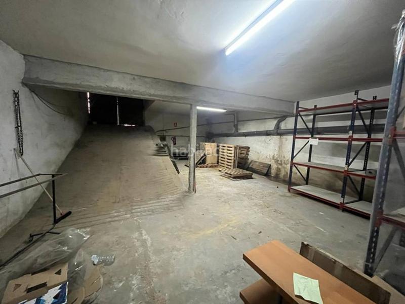 Foto 8f38b380-62bc-4fe0-96d9-6f041a85fa00. Alquiler local comercial local en alquiler en sant miqueltres torres en Granollers