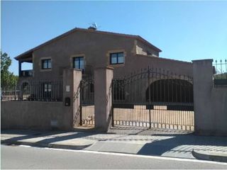 Casa  Calle salvador dalí. Casa en venta en montornès del vallès