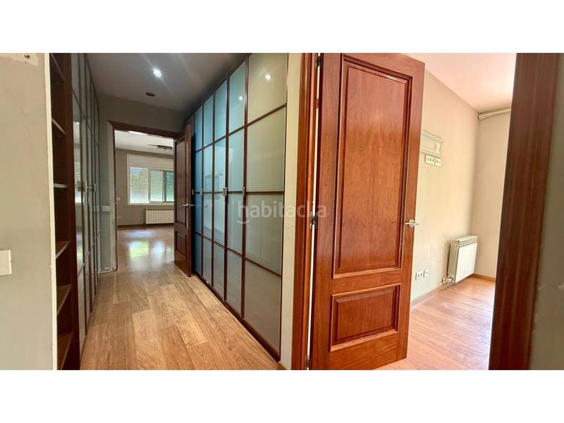 Foto 518941a9-4eb1-4fdb-a26e-b08af717d62b. Casa  en venta en Vallromanes