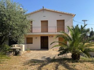 Mas à Canovelles. Venta de casa rústica, nave y locales en canovelles!!