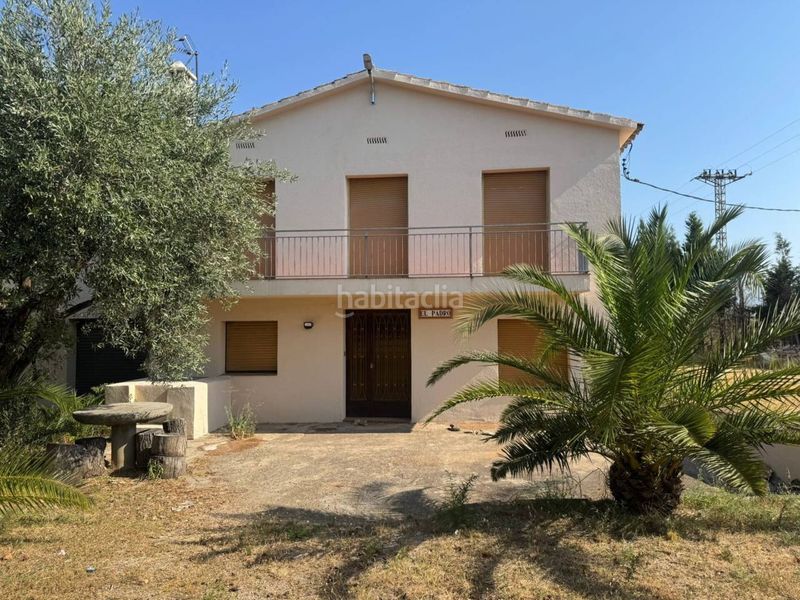 Foto e4a2fc5c-c1dc-46db-a74c-cd0e97730f84. Country house with heating parking in Canovelles