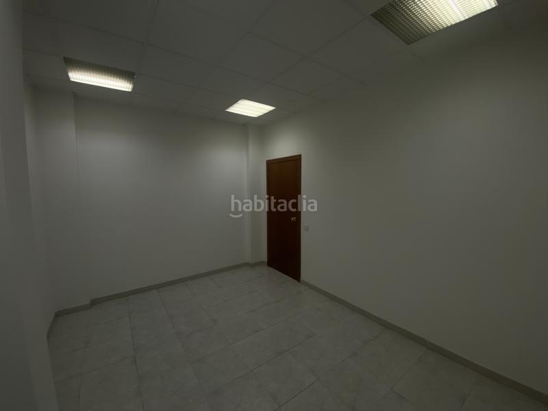 Foto acdd8a72-1441-471a-bfdb-8309eb21f08a. Local comercial cambio de uso - local en venta en plaza les arts en Granollers