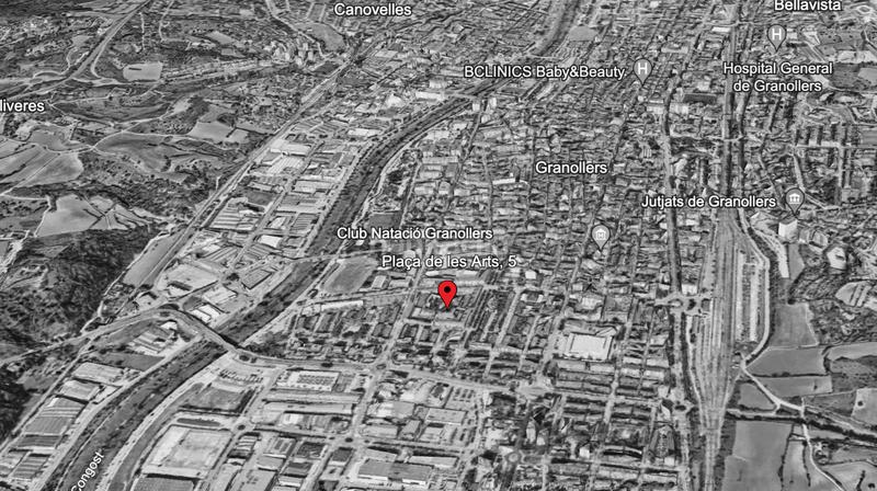 Foto f1adf0e3-5445-4f77-9a6a-1af420d8afda. Local comercial cambio de uso - local en venta en plaza les arts en Granollers
