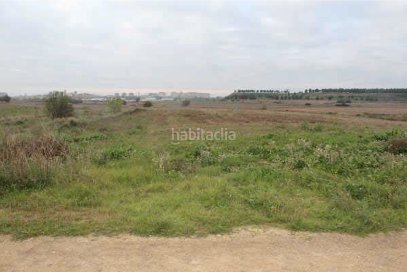 Foto 335f999e-2e6c-4f01-9194-2ab65c4df2a3. Solar industrial a vial camino 1 a Pedanías Huesca