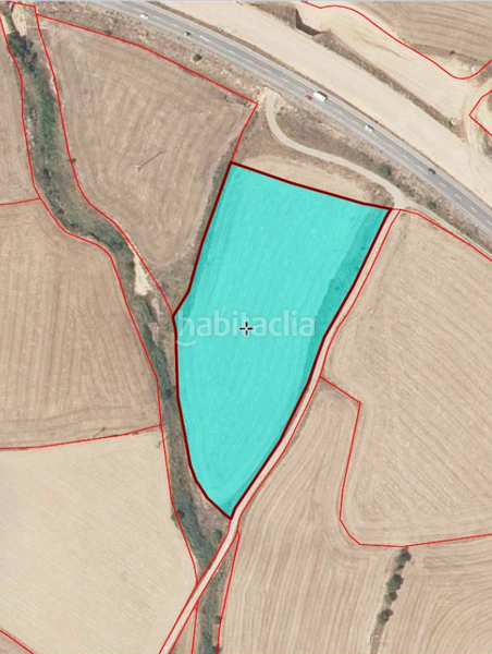 Foto d4e0b8dd-1634-4f61-9176-10e9a9b6c7a5. Solar industrial a vial camino 1 a Pedanías Huesca