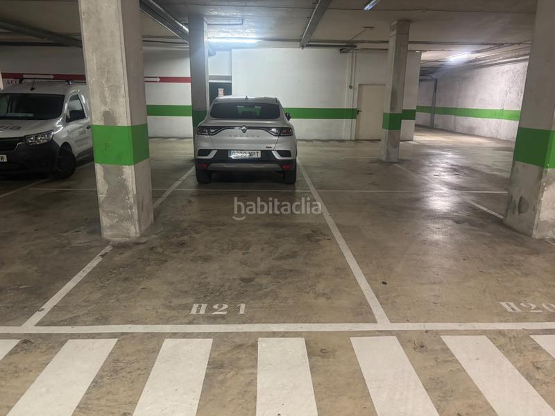 Foto b22e7928-3346-4ff2-aba3-050b4872aa81. Posto auto in carrer can masachs 18 in Zona Industrial Ripollet