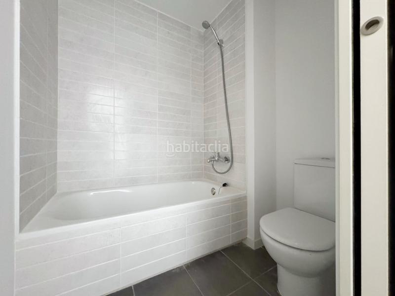 Foto 25c77b8b-e124-4bfe-b8d7-0975092210b9. Estudio piso en venta en el centro de l'ampolla en Ampolla (L´)