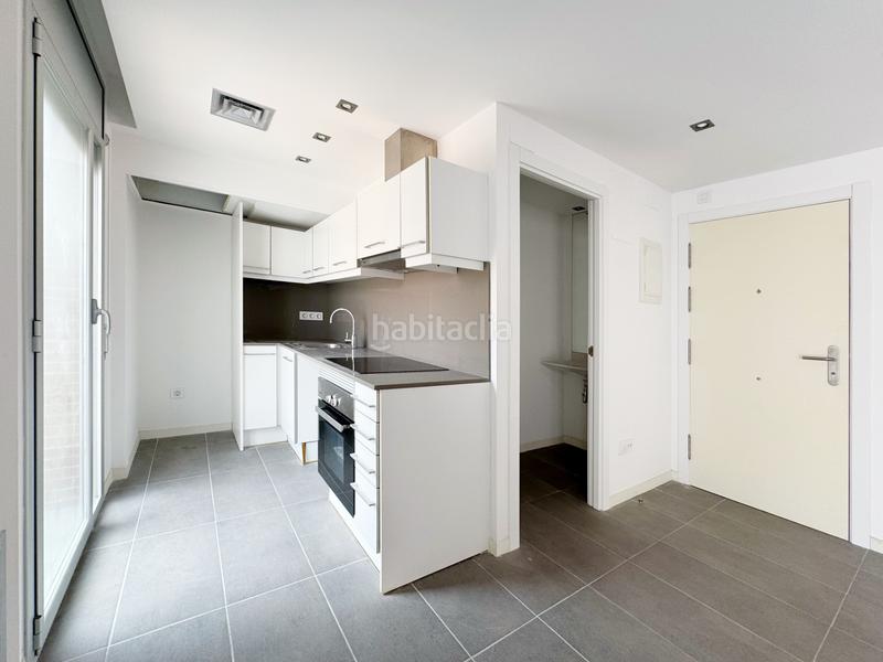 Foto 939ba605-9626-4525-bc12-ac39d97a9a0b. Estudio piso en venta en el centro de l'ampolla en Ampolla (L´)