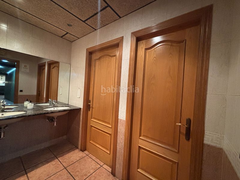 Foto b08f0881-b91a-48d8-99b8-6f98c913100b. Trapasso locale commerciale in carrer del carme 97 in Girona