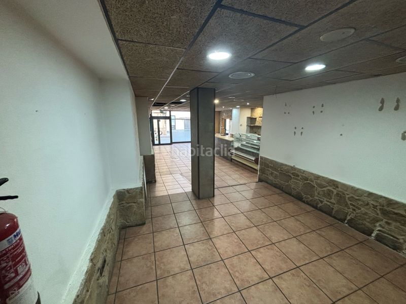 Foto 1d559649-73a3-4916-bad1-b76b7dd05be5. Location local commercial dans carrer vista alegre 1 dans Girona
