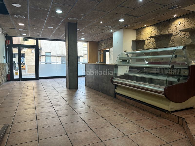 Foto ed32a762-37d1-4a07-9393-61ad36f032d6. Location local commercial dans carrer vista alegre 1 dans Girona
