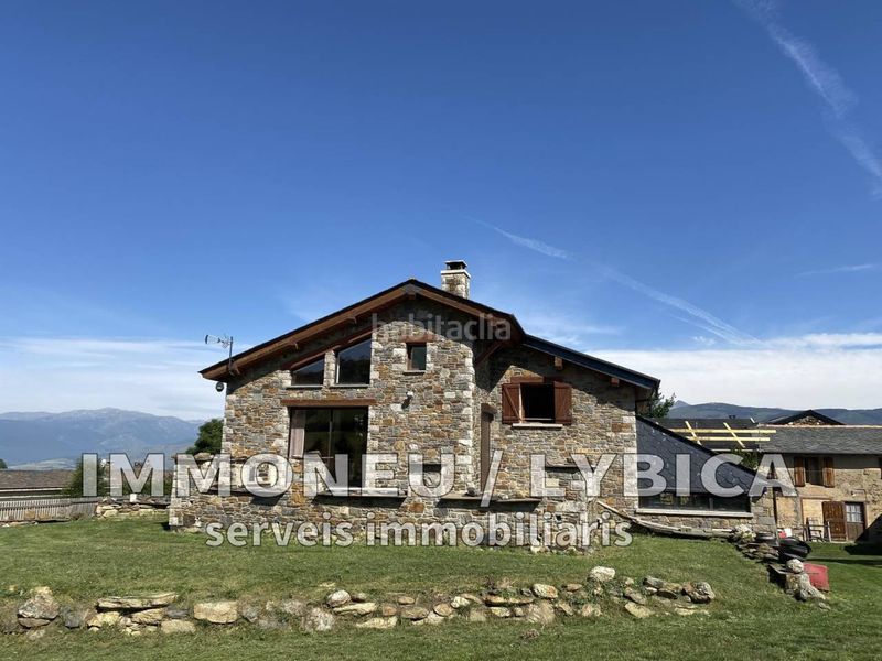 Foto 8ddb0c5d-d910-42a4-adaf-448278a7009a. Casa amb calefacció aparcament a Saillagouse
