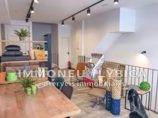 Local Comercial a Coronel molera 18. Local comercial en venta en puigcerdà