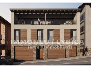 Casa a Orient 6. Casa de obra nueva en venta en alp