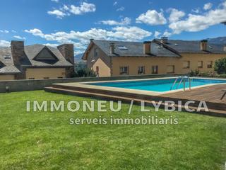 Etagenwohnung  Querol. Venta de piso con jardín, piscina y parking en el centro de puig