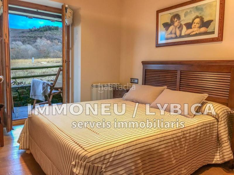 Foto d2d7ab8a-1afd-48b7-8eb2-def051be9b3f. Doppelhaus mit heizung parking pool in Fontanals de Cerdanya