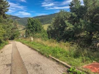 Terreny residencial  Casa vella  60. Parcela en venta en la molina