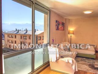 Piccolo appartamento  Pasaje josep pla. Apartamento en venta en puigcerdà