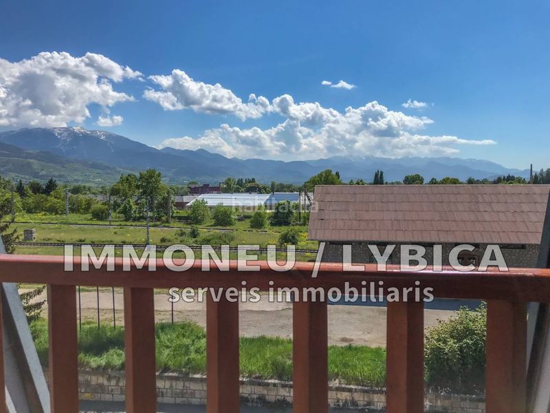 Foto b9b4aa1e-dd9a-4bf2-8095-a1040aca8ce3. Dúplex amb calefacció a Puigcerdà