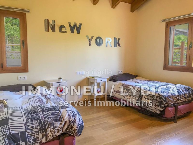 Foto e3d165f9-ad8e-4a83-a916-b0b494035d6e. Casa a calle dels vignals 33 a Estavar