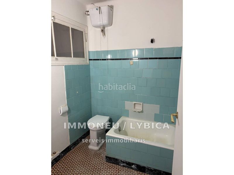 Foto 027e447a-e750-4faa-b7e2-4735aeb895c0. Casa amb calefacció a Llívia
