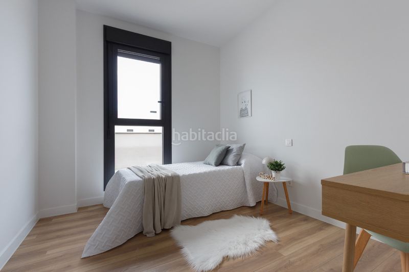 Foto c60a2726-455d-4618-98f8-d0f0fd421cf2. Ático en parcela r. del supdbp Palmas Altas. calle rodas. Sevilla residencial navacerrada en Sevilla