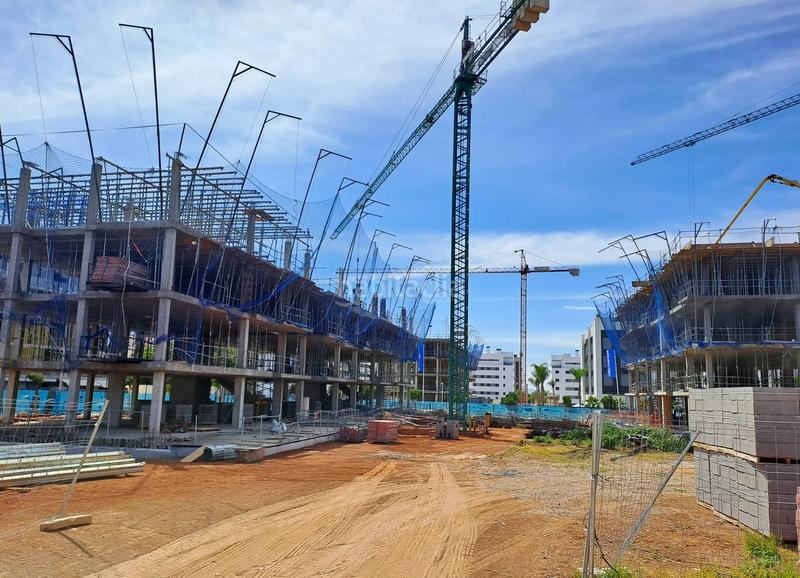 Foto 93ad92bf-0f36-4905-8f5f-c3a5a7f4d227. Pis a pasaje de las almunias a Poniente-Norte - Miralbaida - Parque Azahara Córdoba