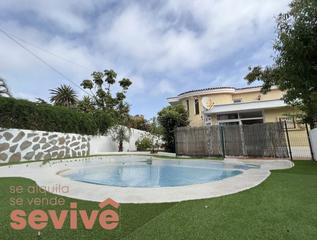 Maison à Longuera - Toscal. Se vende chalet en los realejos , complejo con 3 viviendas lista