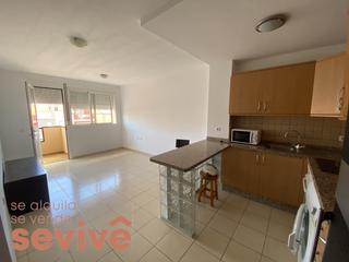 Pis a Llano del Camello. Dispone de 2 habitaciones con armarios empotrados, 1 baño, cocin