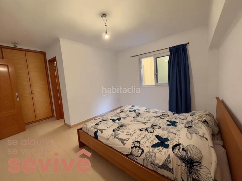 Foto f6fb8fdc-159d-467f-ab33-403fca42d49d. Pis a Los Cristianos Arona