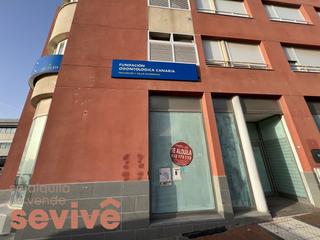 Lloguer Local Comercial a San Isidro. Se alquila local comercial en la mejor zona comercial de san isi