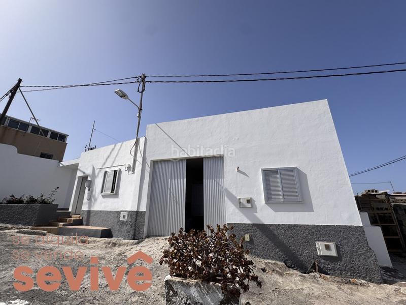 Foto 4e906ac9-8bbe-446d-9299-eab3f9059ab8. Masia amb aparcament a Arico