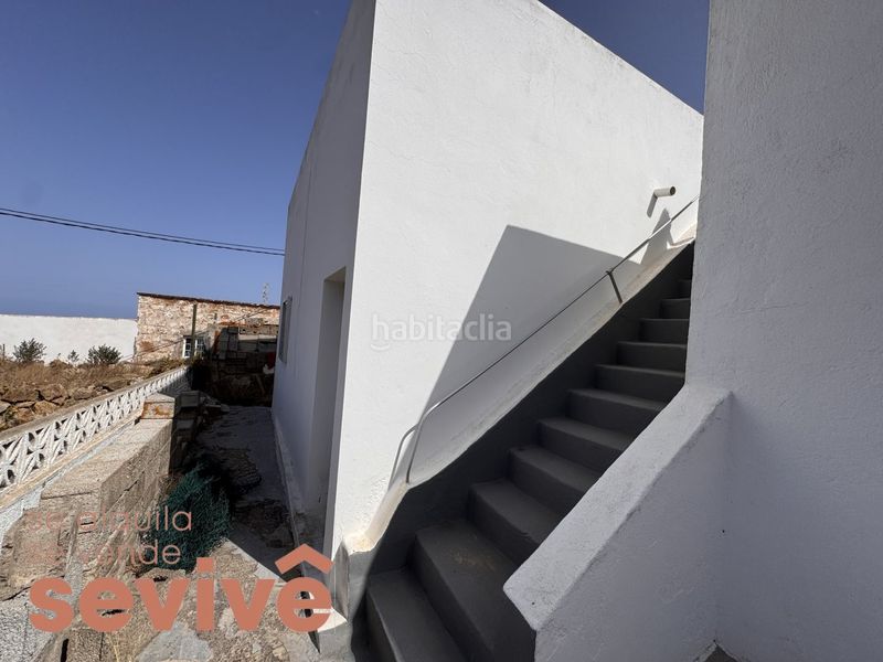 Foto b018d507-ce4d-48a5-be59-13ddf215ee42. Masia amb aparcament a Arico