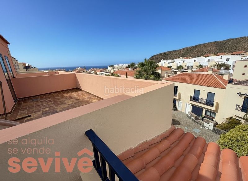 Foto 01f7b960-88fc-466c-bb87-692775550e9c. Casa adossada amb aparcament piscina a Palm - Mar Arona