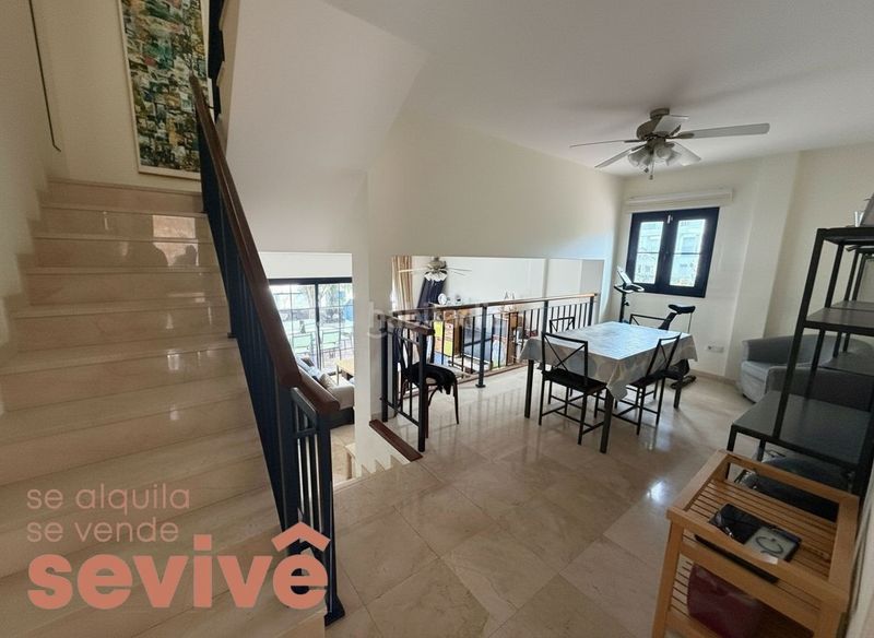 Foto a453ef5a-8e4d-479f-a03a-e43729537a38. Casa adossada amb aparcament piscina a Palm - Mar Arona