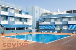 Flat  Karateca francisco perez 3. Piso en el puertito de güímar  terraza de 60 m  piscina