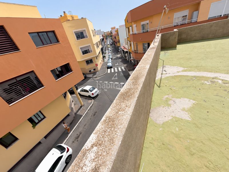 Foto b088f58f-e096-45ab-a452-b2ded56f80f8. Edifici a Granadilla de Abona ciudad Granadilla de Abona