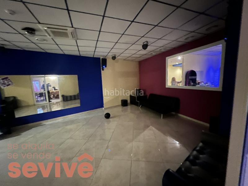 Foto 64cef695-9aa3-4db7-9432-6fcf8e6bd263. Local comercial a Costa del Silencio Arona