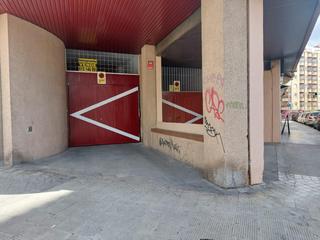 Aparcament cotxe a Arabial 125. Plaza de garaje en arabial n125