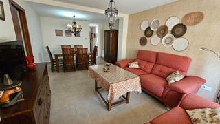 Rent Flat  Santo tomás de villanueva. Piso para larga temporada de 3 dormitorios