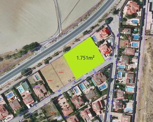 Residential Plot in Rey fernando 3. Solar en urbanización suspiro del moro