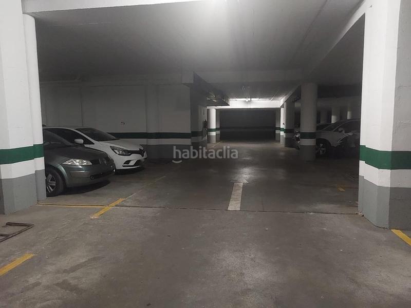 Foto 37604534-b3a1-41cc-9897-9fec0c86279d. Parking voiture dans julio verne 2 dans Rosaleda - Juventud Granada