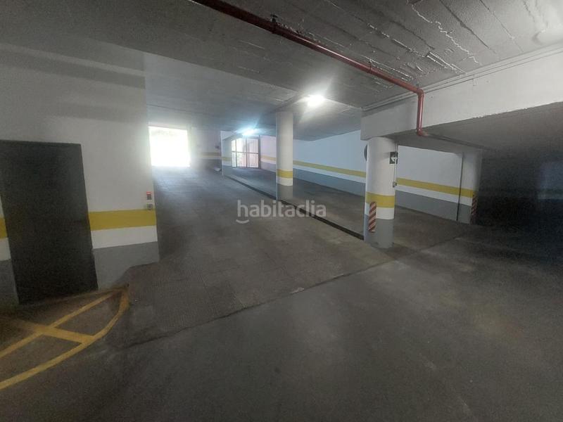 Foto 96f56f2c-edd7-44ef-8c3d-9626b2c70555. Parking voiture dans julio verne 2 dans Rosaleda - Juventud Granada