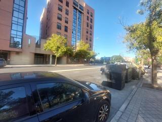 Parking coche en Julio Verne 2