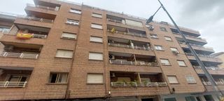 Lloguer Pis  Mirlo 9. Piso para estudiantes de 4 dormitorios y 2 baños en calle mirlo