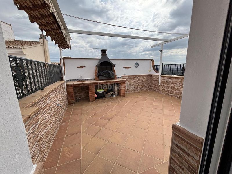 Foto 5837595b-4b33-4ab2-8d62-a273e4c0edb3. Casa amb aparcament a Cájar
